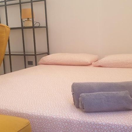 Isola Dal Verme Flat Apartment Milan Bagian luar foto
