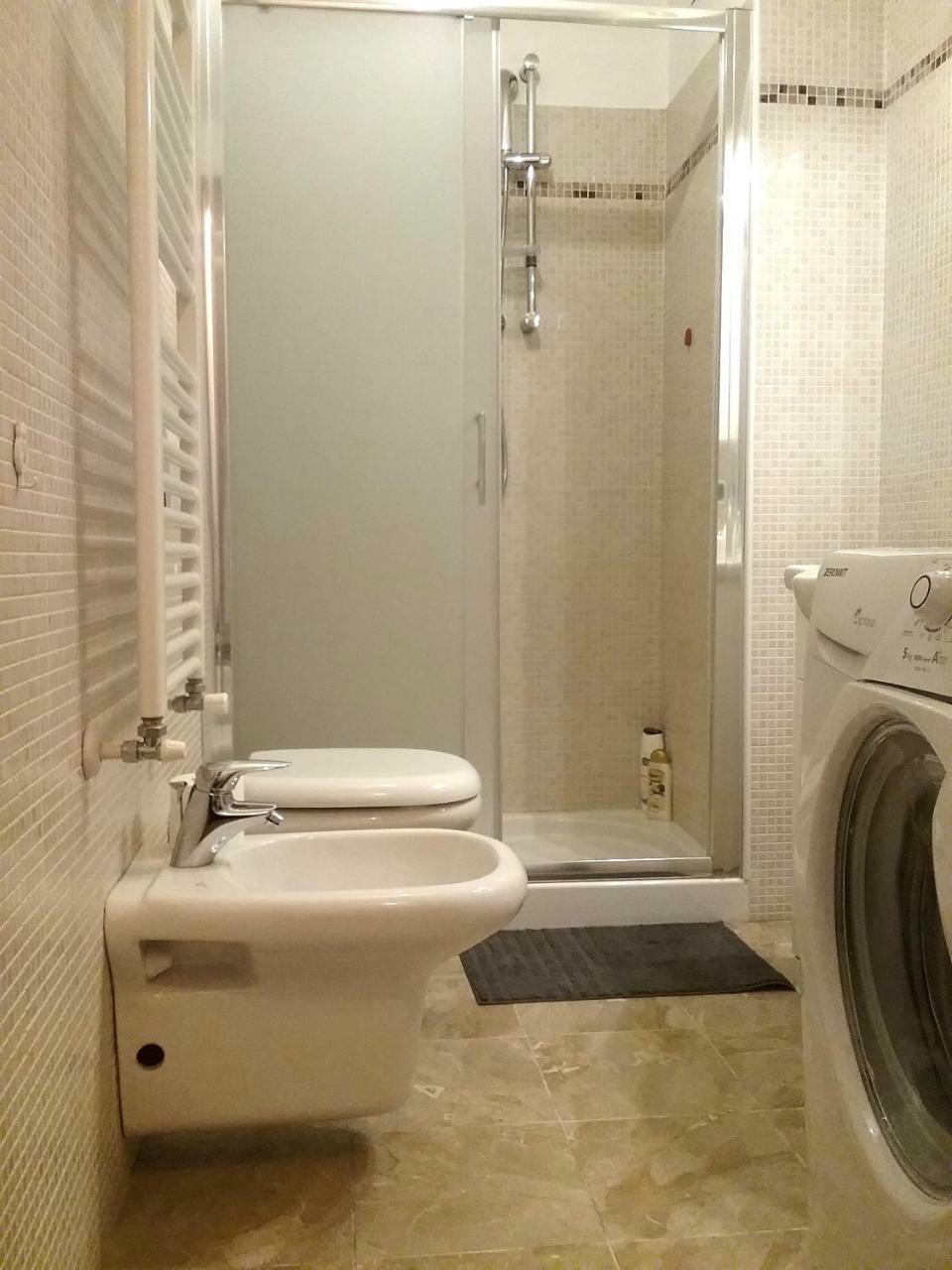 Isola Dal Verme Flat Apartment Milan Bagian luar foto